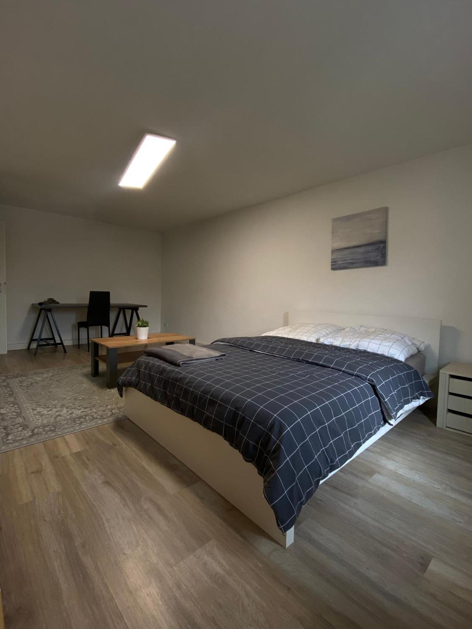 Zimmer In Freital Hotel Buitenkant foto
